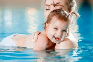 baby swimming 2